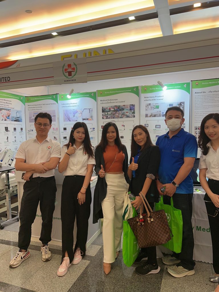 Exhibitions（images 19）