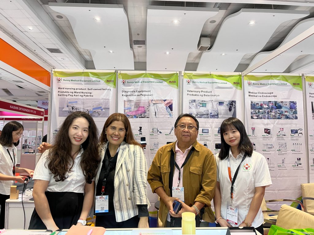 Exhibitions（images 3）